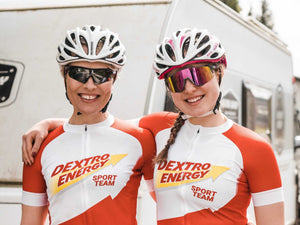 Zwei Teilnehmerinnen des Dextro Energy Sport Teams